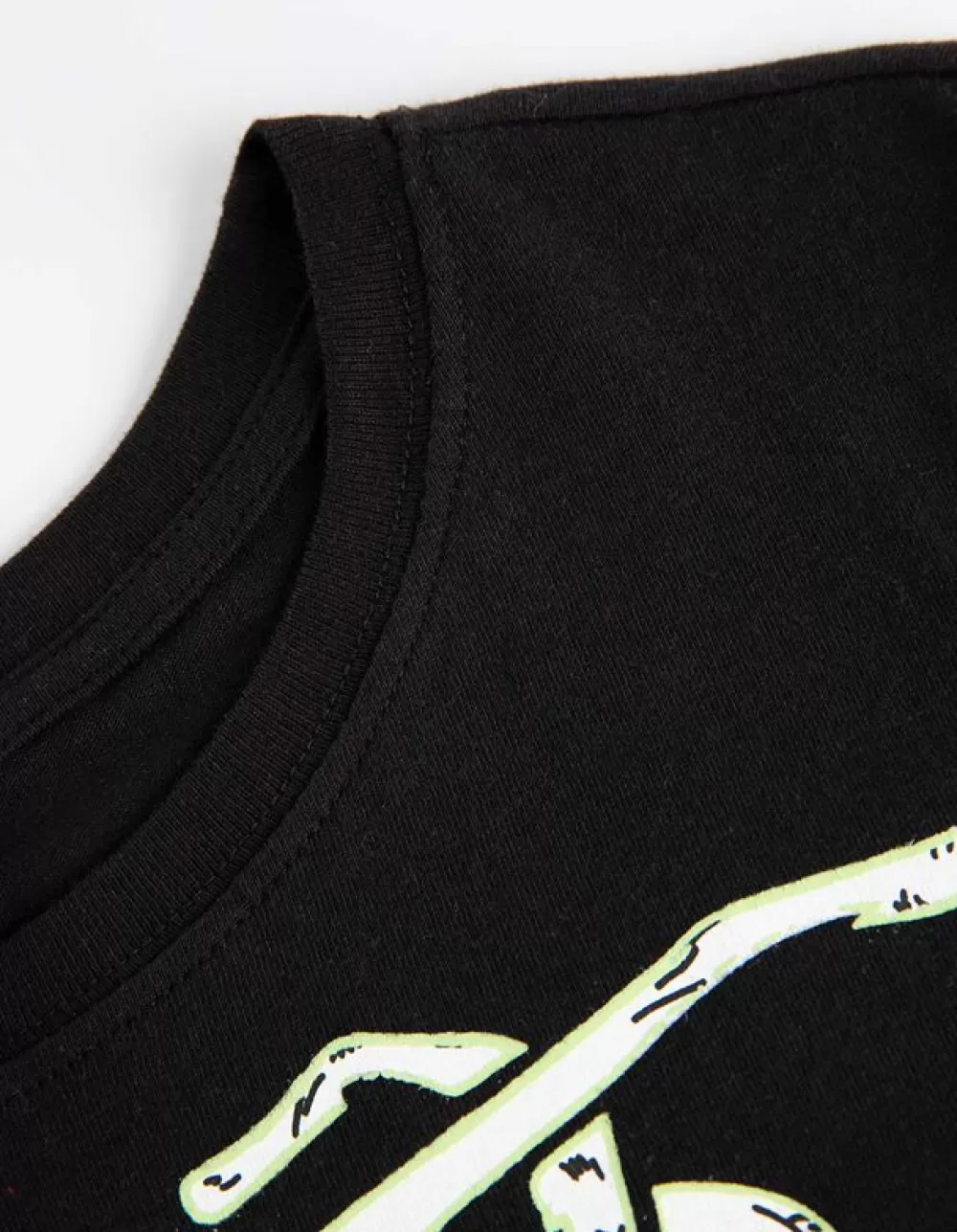 Best Chapter Young Pyjamaset Bestaande Uit Shirt Met Lange Mouwen En Broek - Gloeit In Het Donker