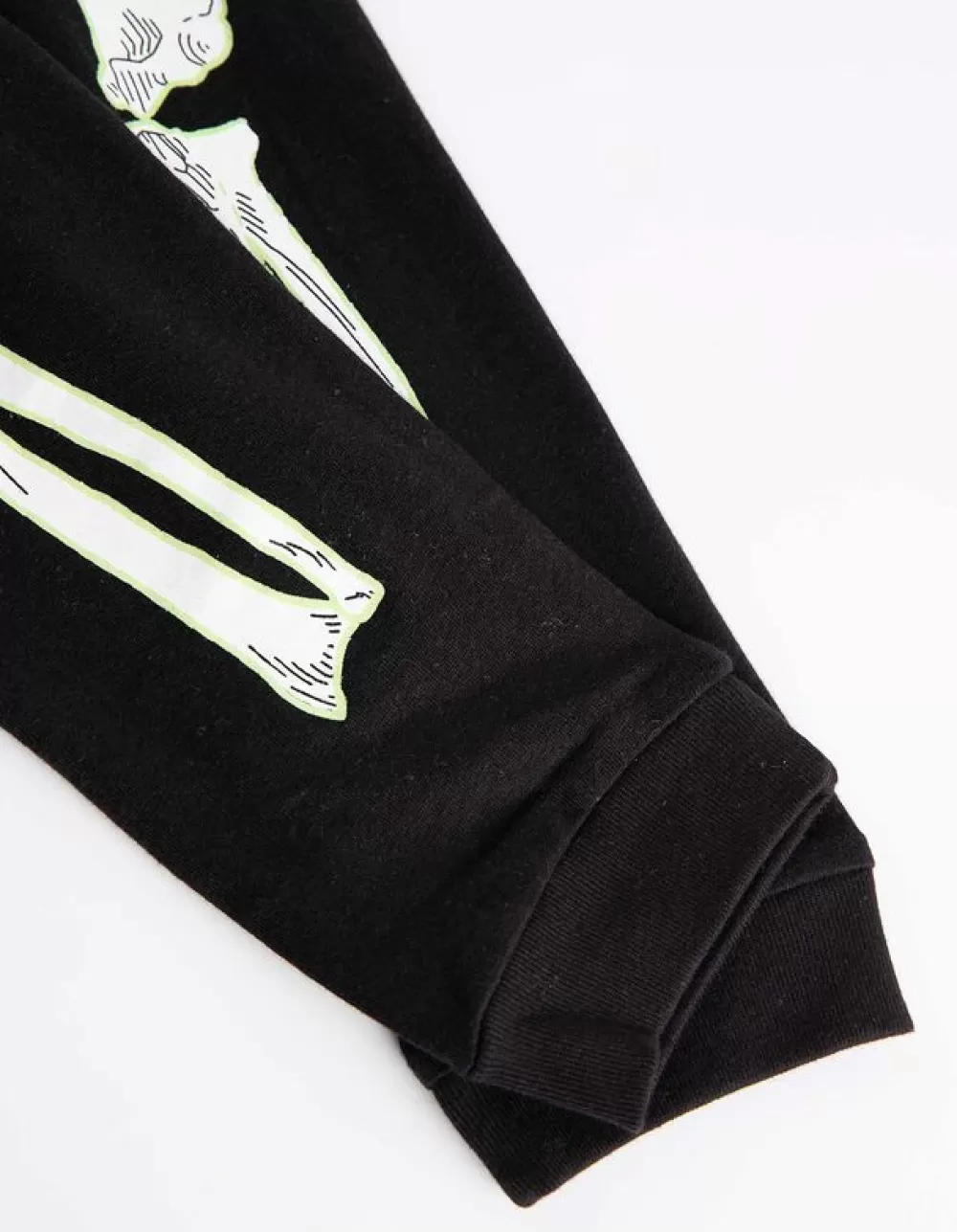 Best Chapter Young Pyjamaset Bestaande Uit Shirt Met Lange Mouwen En Broek - Gloeit In Het Donker